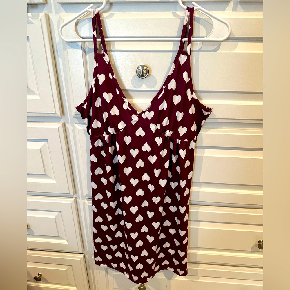 Heart pattern nightgown size large